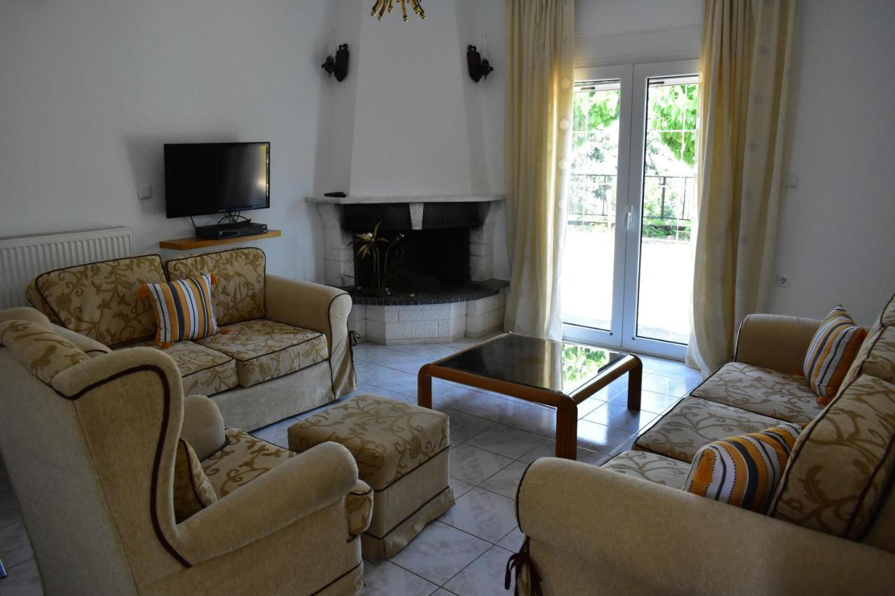 Villa White Clam Vintage House With Sea View & Garden Makrygialos Esterno foto